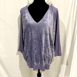 Free People size XS crushed velvet lavender hoodie‎